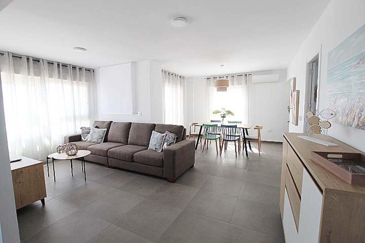 Apartamento Primera Linea Playa Centro De Guardamar Daire Guardamar del Segura Dış mekan fotoğraf