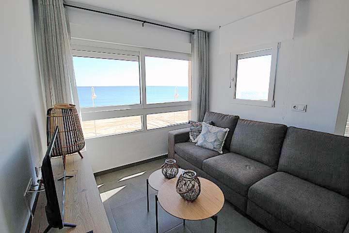Apartamento Primera Linea Playa Centro De Guardamar Daire Guardamar del Segura Dış mekan fotoğraf