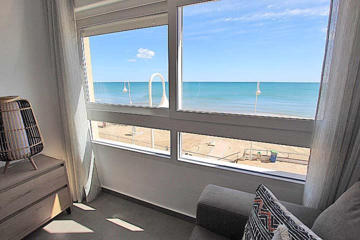 Apartamento Primera Linea Playa Centro De Guardamar Daire Guardamar del Segura Dış mekan fotoğraf